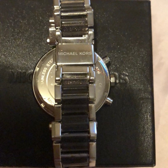 Silver Michael Kors watch - Picture 2 of 2